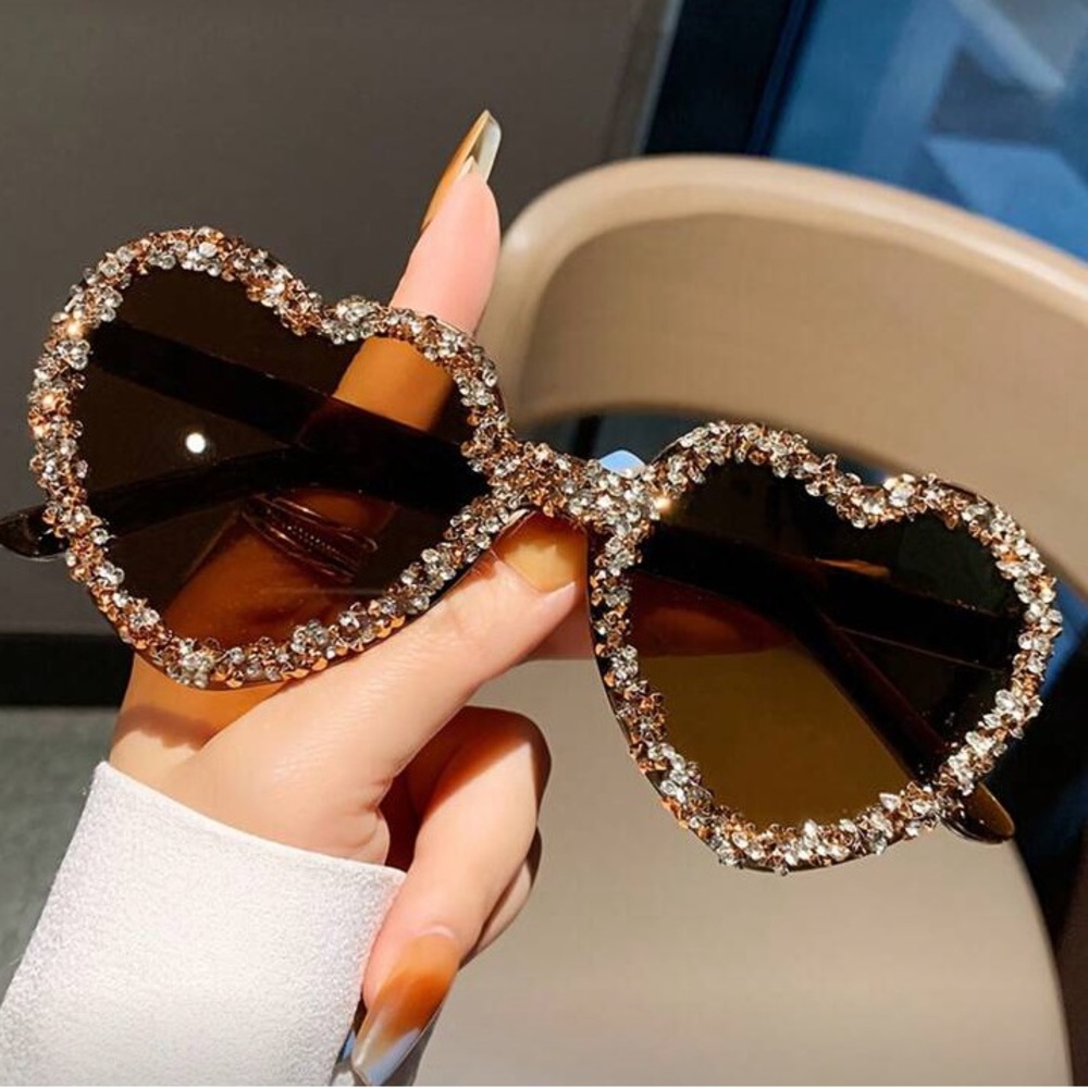Heart-Shaped Crystal Sunglasses - Brown and Gold